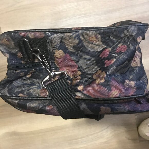 Two Piece Luggage Set For Weekend Overnight Travel - Picture 10 of 14